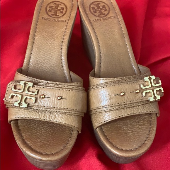 Tory Burch sandal wedges - Picture 4 of 5
